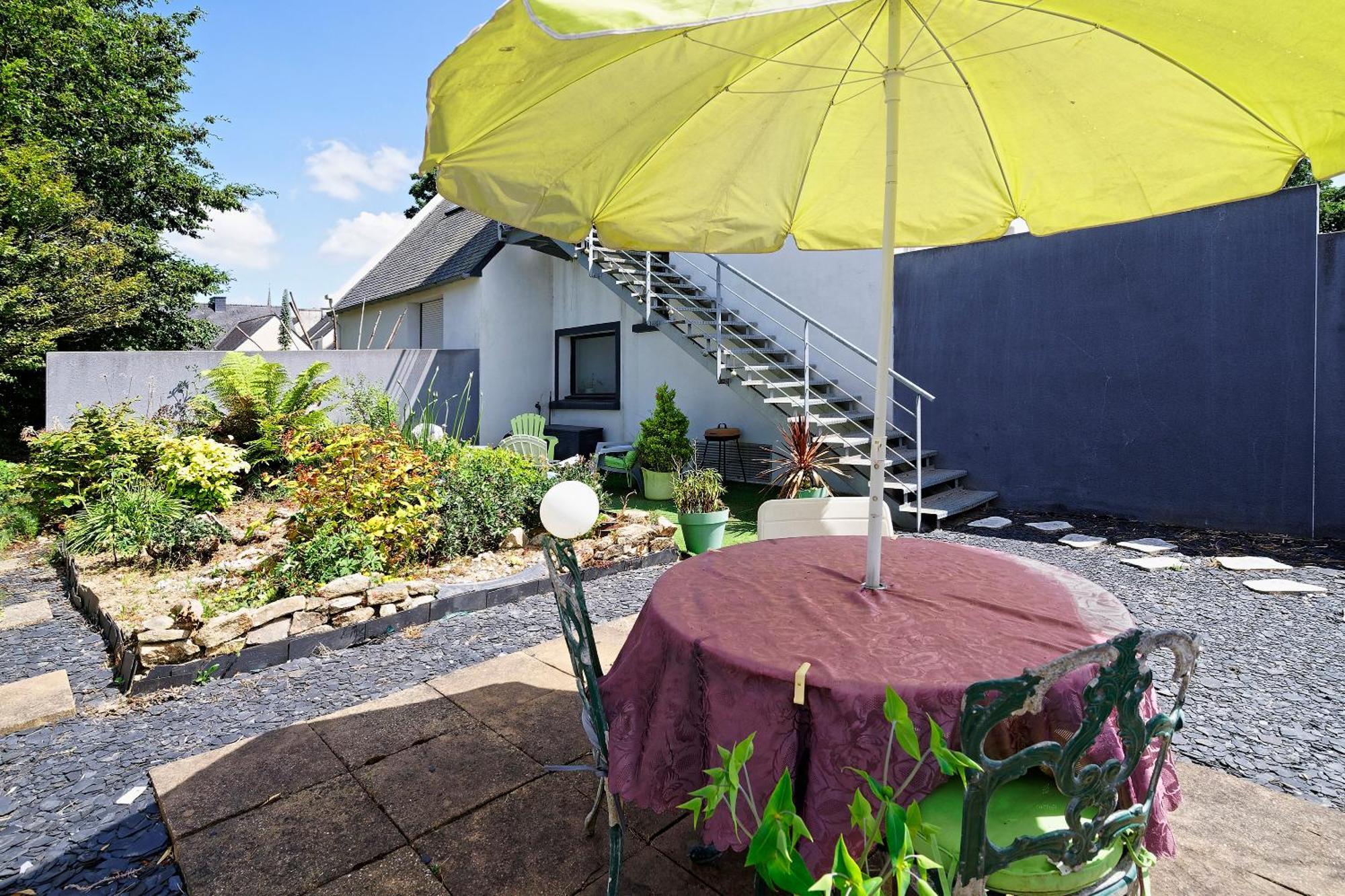 Tynola Apartment Ploudaniel Bagian luar foto