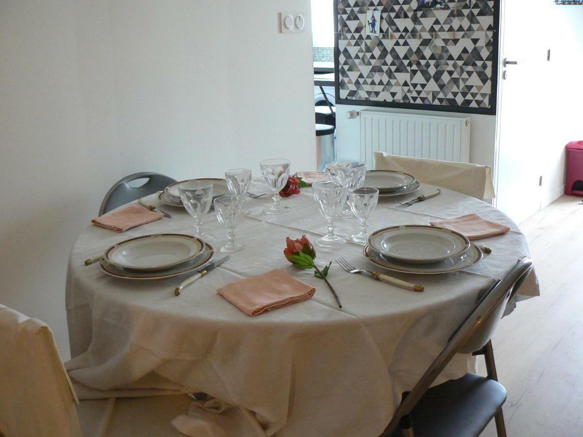 Tynola Apartment Ploudaniel Bagian luar foto